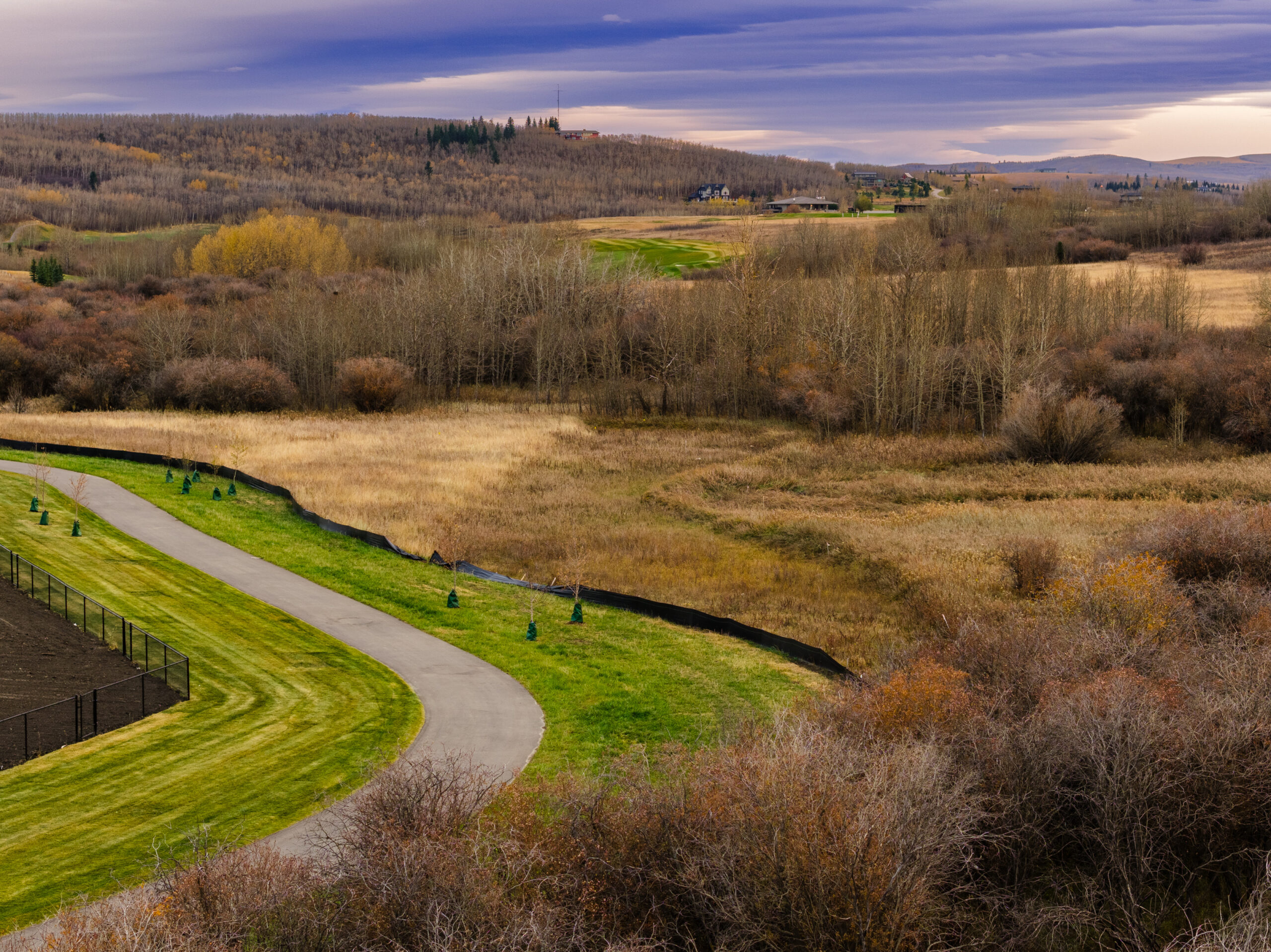 Scenic pathway beside the environmental reserve west of Sirocco.